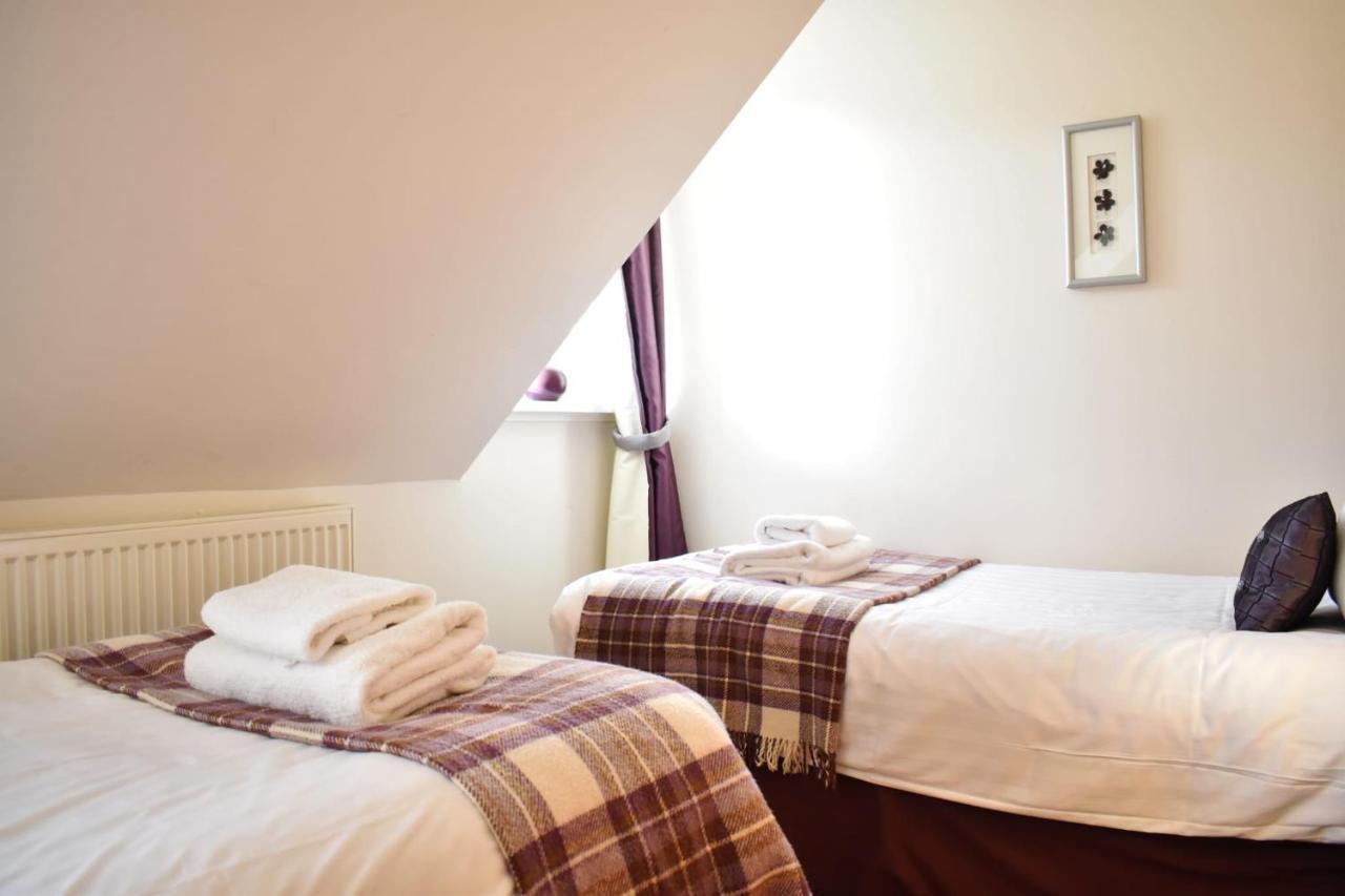 The Ross 2 Bedroom Apartment In Historic Abbey Fort Augustus Exterior foto